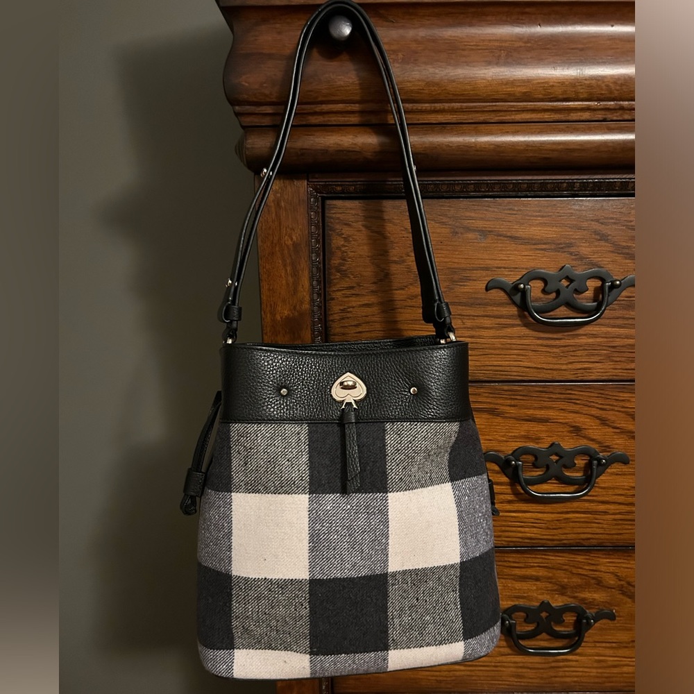 Kate Spade Marti Large Bucket Bag in Black/White